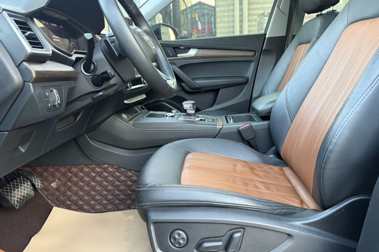 奥迪Q5L 2020款 45 TFSI 尊享风雅型局部细节19