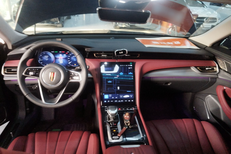 红旗H5 2024款 2.0T 自动智联旗畅版中控内饰7002