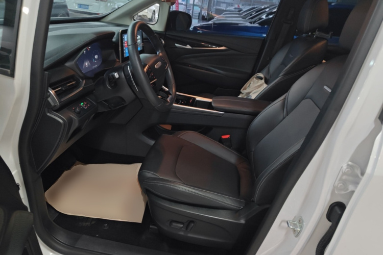 上汽大通MAXUS 大通G50 2023款 PLUS 1.5T 自动适航版中控内饰19