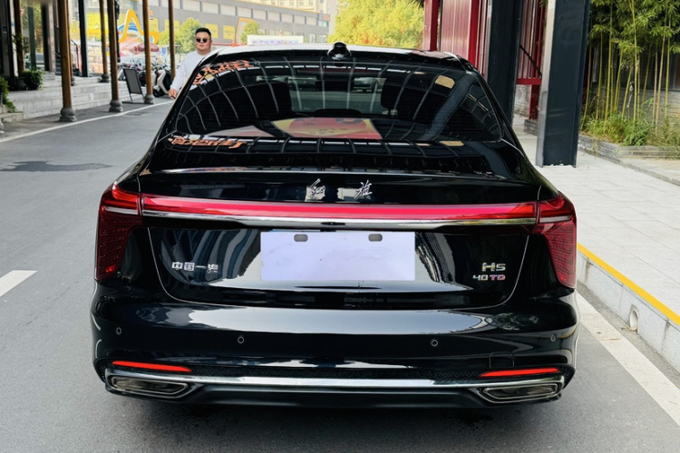 红旗H5 2023款 2.0T 自动智联旗畅版车身外观6004