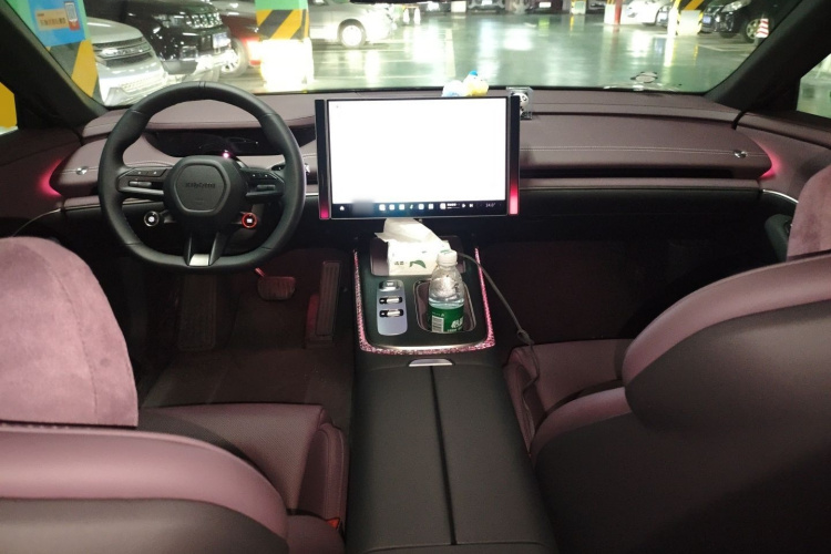 小米汽车 小米SU7 2024款 后驱超长续航高阶智驾Pro版中控内饰7002