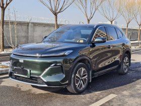 吉利银河 银河星舰7 EM-i 2025款 120km 探索+版