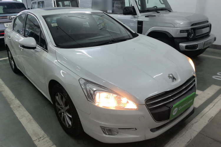 标致508 2013款 2.0L 两周年纪念 自动天窗经典版车身外观3