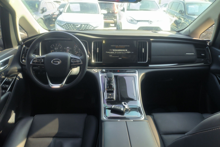 广汽传祺 传祺M8 2023款 领秀系列 390T 尊贵版中控内饰12