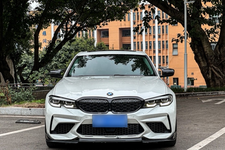 宝马3系 2020款 330Li xDrive M运动曜夜套装车身外观6007