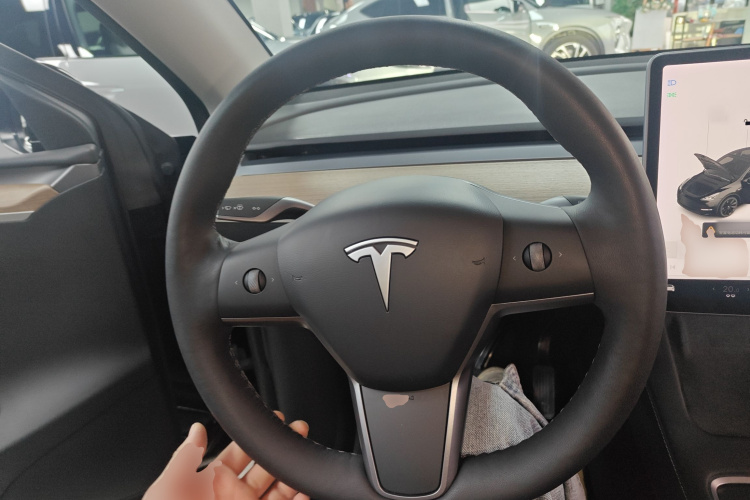 特斯拉 Model Y 2021款 标准续航后驱版局部细节13