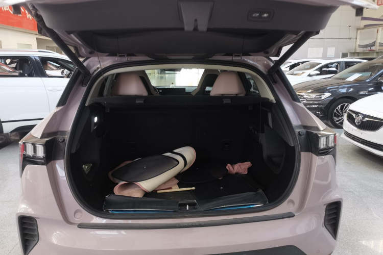 领克06 2023款 Remix 1.5T Shero机舱底盘23