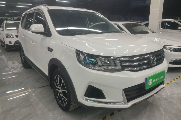 东风风行 风行SX6 2019款 1.6L 手动豪华型 国VI车身外观3