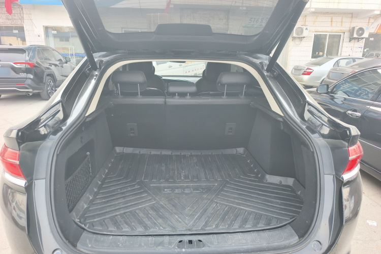 吉利汽车 星越 2020款 高能版 350T 耀星者机舱底盘23