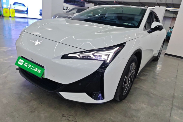 ARCFOX极狐 极狐 阿尔法S5 2024款 560PRO 185kW车身外观1