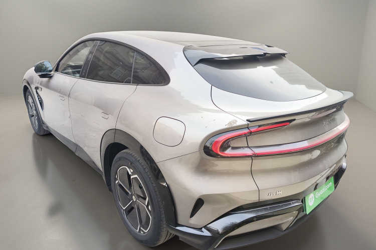 小米汽车 小米YU7 2025款 超长续航高性能四驱Max版车身外观5