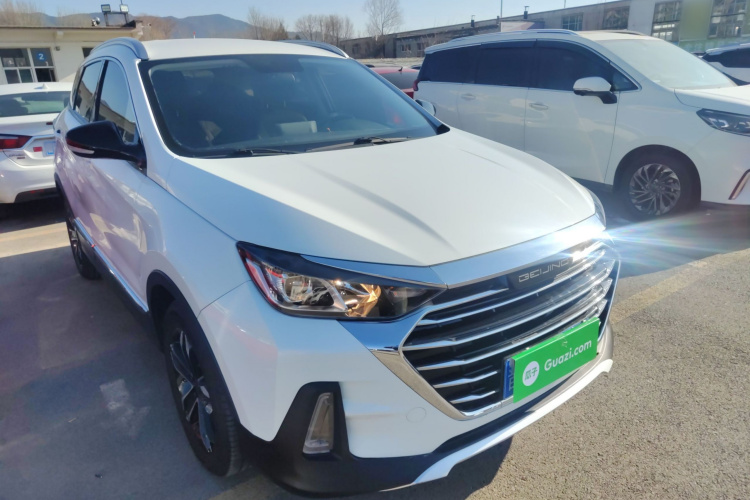 北京汽车 北京X5 2020款 1.5T 手动进取版 国VI车身外观3