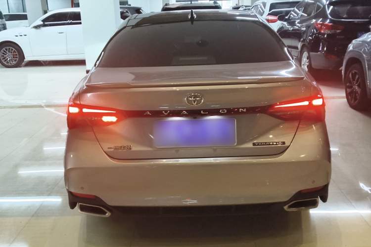 丰田 亚洲龙 2019款 2.5L Touring尊贵版 国VI车身外观6