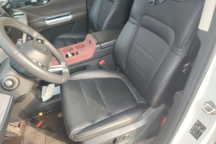 广汽传祺 传祺E8新能源 2024款 150km MAX局部细节19