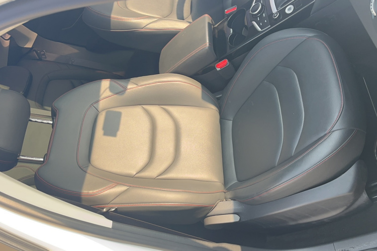 宝沃BX5 2017款 20TGDI 自动两驱先锋型局部细节41