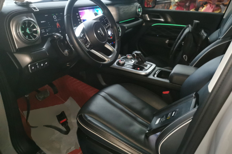 坦克300 2024款 2.0T 征服者中控内饰19