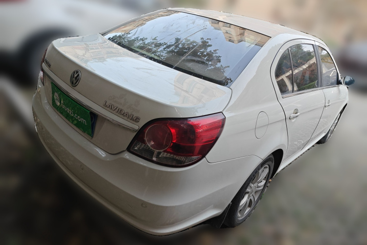 大众 朗逸 2011款 1.6L 自动品雅版车身外观6005