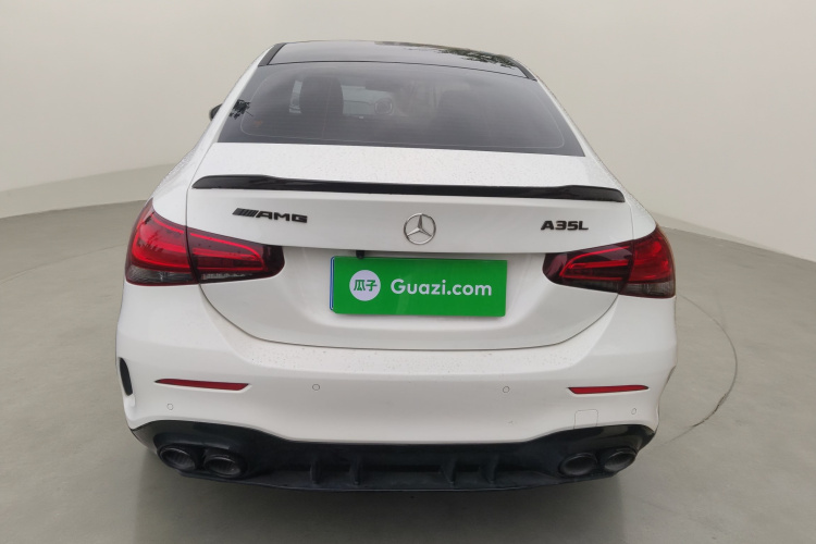 奔驰A级 2021款 A 180 L 运动轿车车身外观6