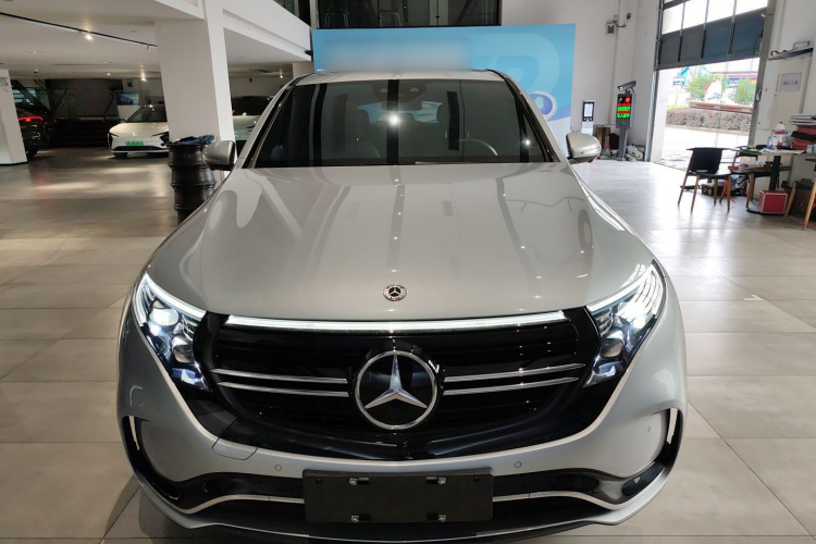 奔驰EQC 2020款 EQC 400 4MATIC 创世代 1886限量版车身外观6001