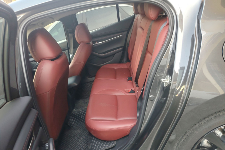 马自达3 昂克赛拉 2023款 2.0L 自动质臻版中控内饰21