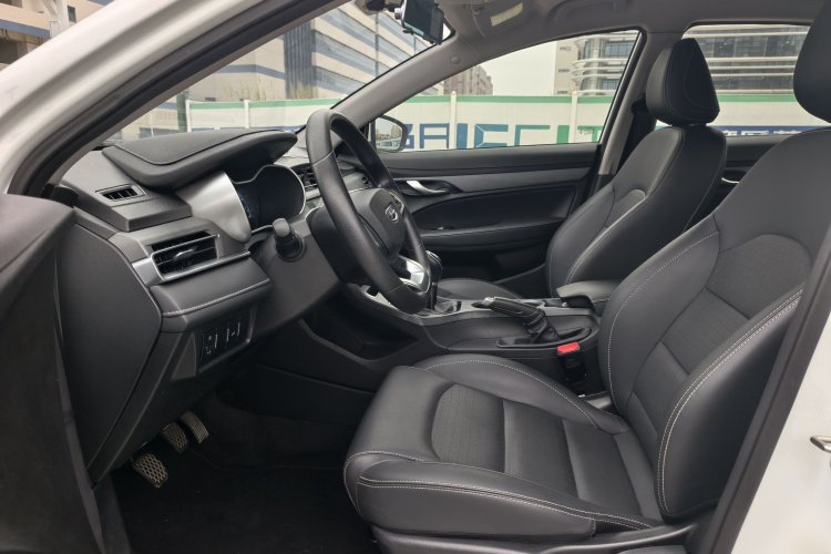 吉利汽车 帝豪 2021款 UP 1.5L 手动舒适型局部细节19