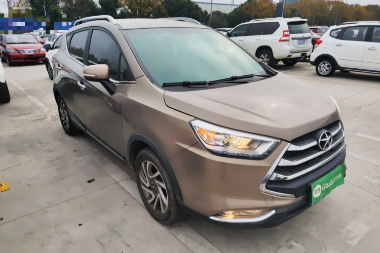 江汽集团 瑞风S3 2016款 1.5L CVT豪华型车身外观3