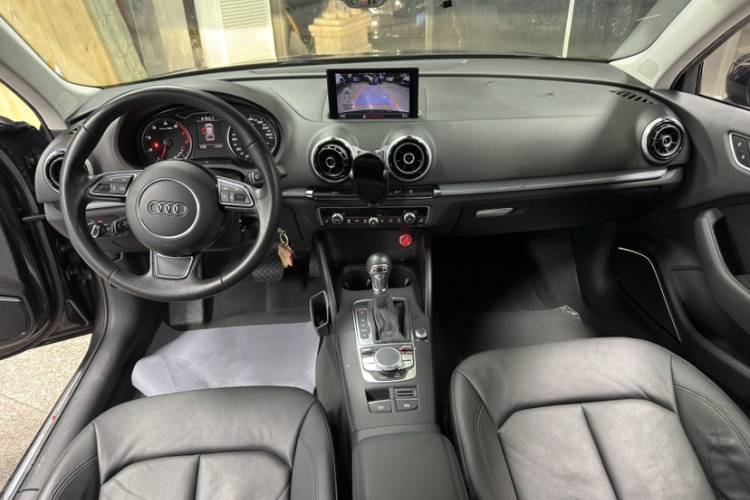 奥迪A3(进口) 2014款 Sportback 40 TFSI S line 豪华型中控内饰7002