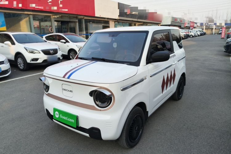 吉利银河 2024款 熊猫mini 200km 耐力熊车身外观1