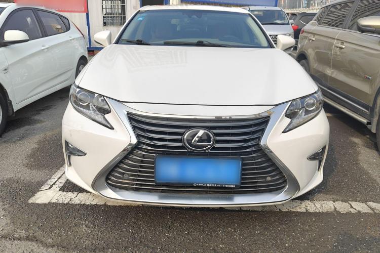 雷克萨斯ES 2015款 200 舒适版车身外观6001