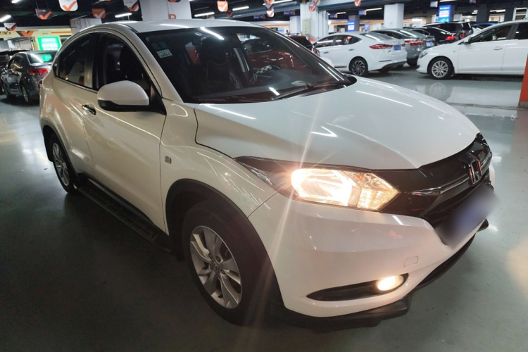 本田 缤智 2015款 1.5L CVT两驱舒适型车身外观6002