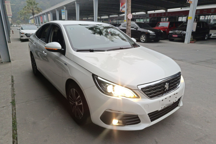 标致308 2019款 230THP 自动豪华版 国V车身外观3