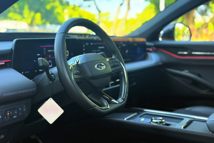 福特 蒙迪欧 2024款 2.0T E-混动运动版 ST-Line车身外观6008