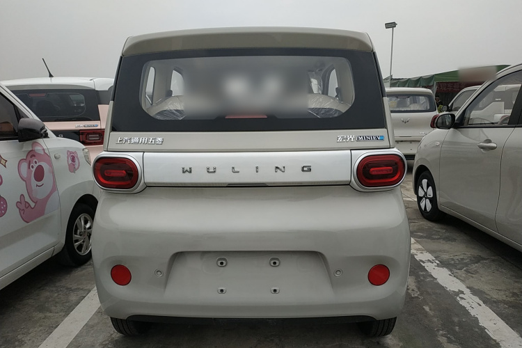 五菱汽车 宏光MINIEV 2024款 第三代 215km 青春版车身外观6004