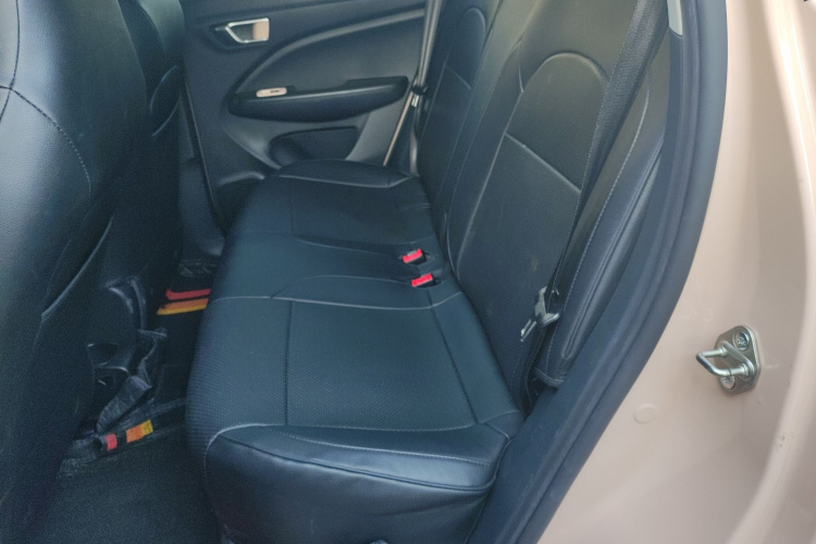 零跑汽车 零跑T03 2021款 400轻享版 磷酸铁锂中控内饰7004