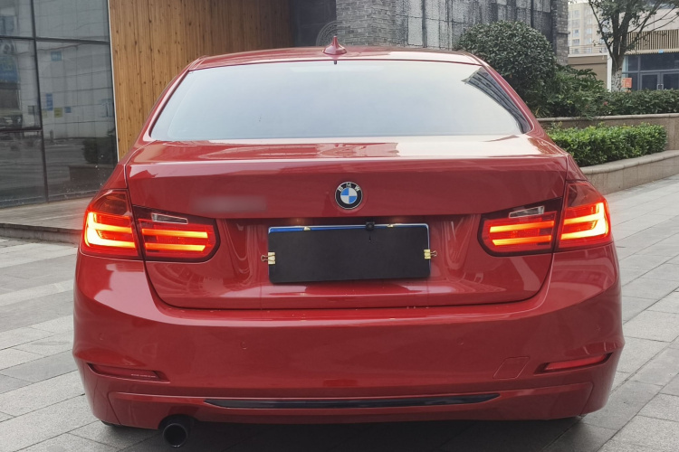 宝马3系 2015款 316i 运动设计套装车身外观6005