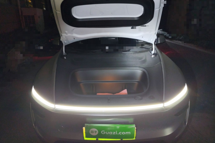 特斯拉 Model Y 2025款 后轮驱动版局部细节24