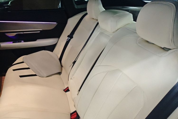 小鹏P7 2024款 P7i 702 Max 鹏翼版中控内饰21