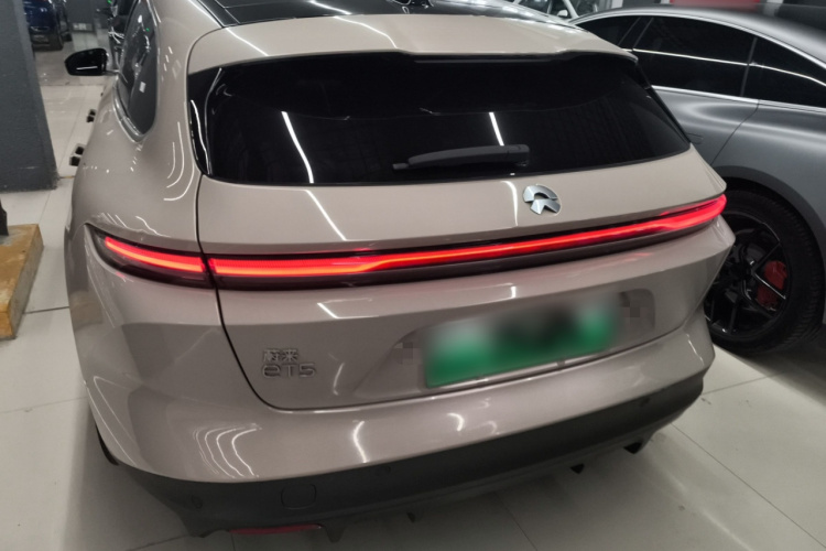 蔚来ET5T 2023款 75kWh Touring车身外观6004