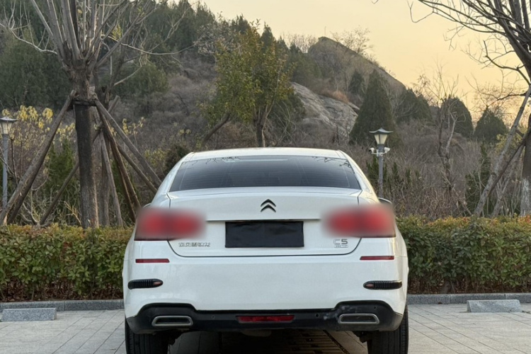 雪铁龙C5 2017款 350THP 自动舒适型车身外观6004