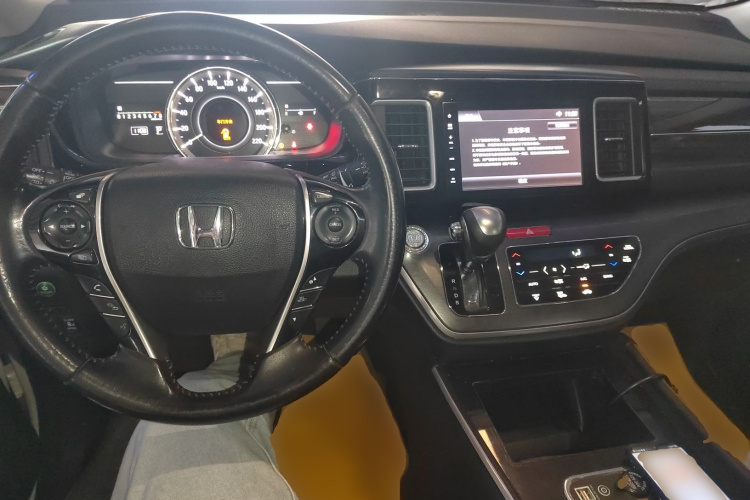 本田 艾力绅 2016款 2.4L 豪华版中控内饰12