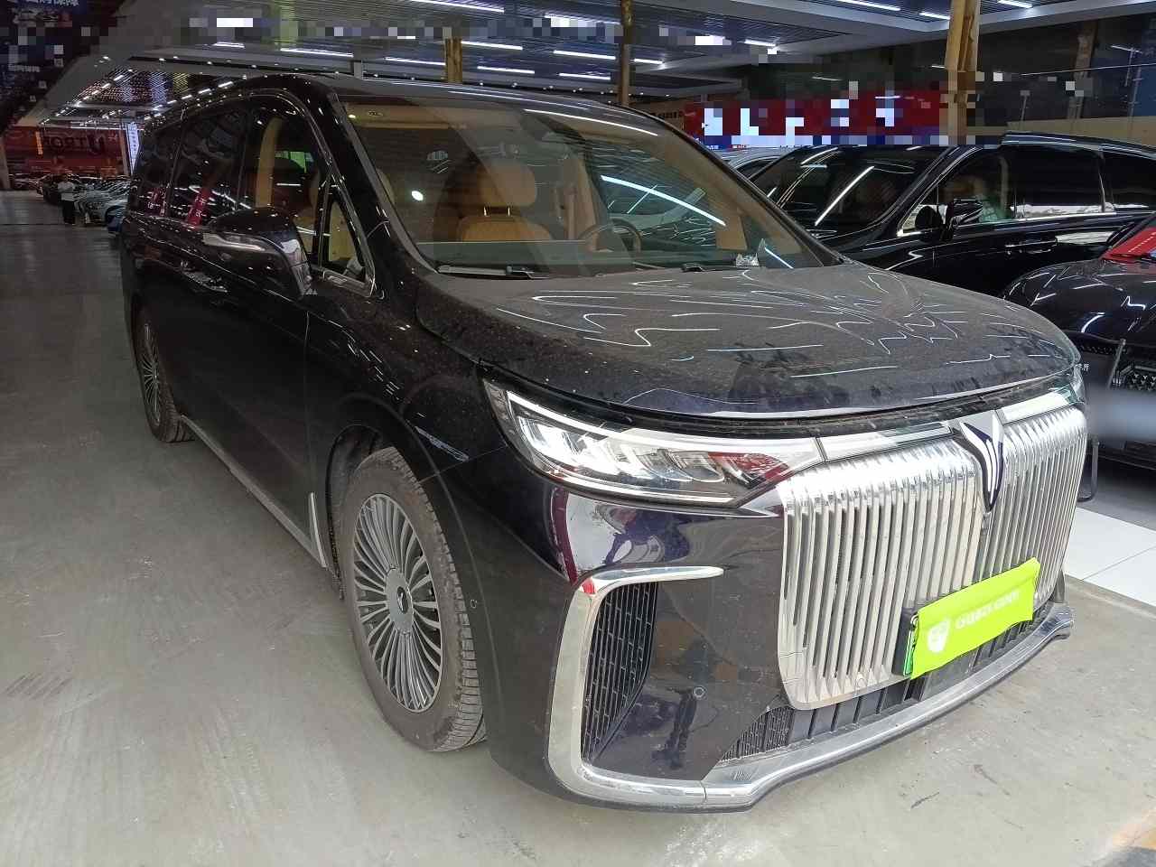 岚图汽车 岚图梦想家 2025款 PHEV 四驱旗舰鲲鹏版(5)