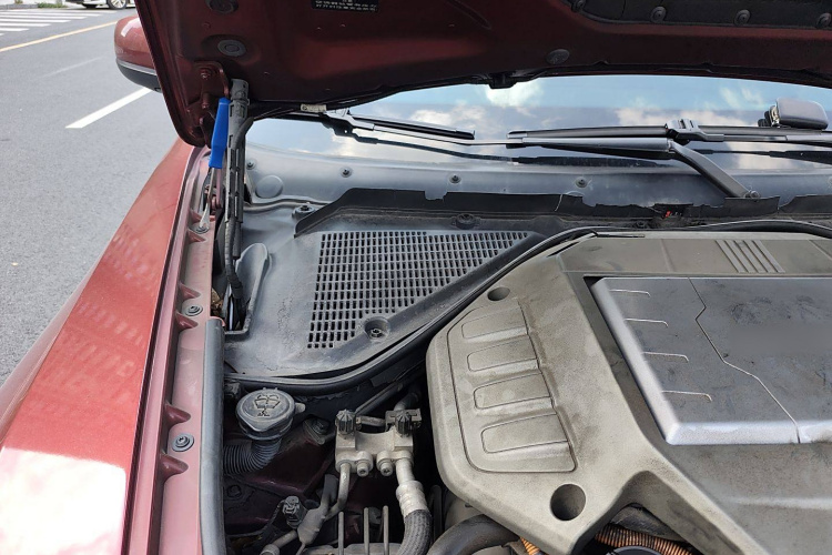 宝马X6 2010款 4.4T 混合动力版局部细节9006