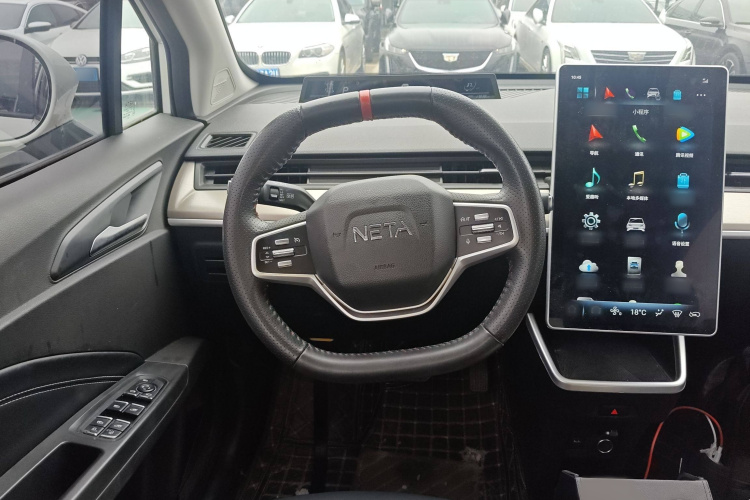 哪吒汽车 哪吒V 2021款 长续航娱乐版升级型局部细节13