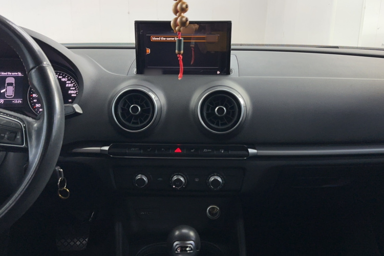 奥迪A3 2017款 Sportback 35 TFSI 进取型局部细节16