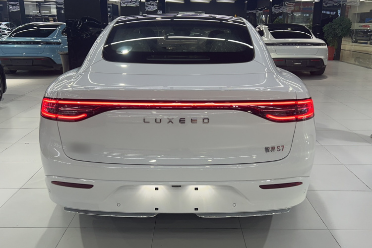 鸿蒙智行 智界S7 2024款 Pro车身外观6004