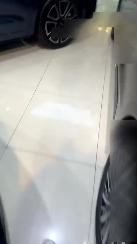 鸿蒙智行 智界R7 2025款 增程 251km Pro讲解1