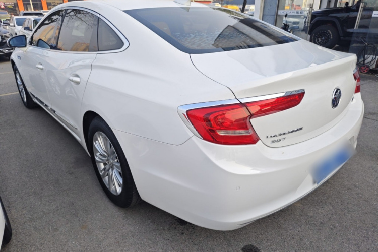 别克 君越 2016款 20T 领先型车身外观4