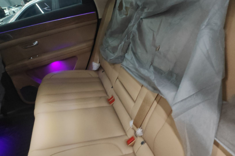 鸿蒙智行 问界M7 2024款 1.5T 智驾后驱Pro版 5座中控内饰7004