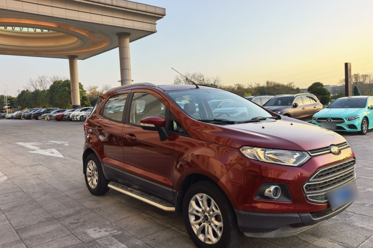 福特 翼搏 2013款 1.5L 自动尊贵型车身外观6001