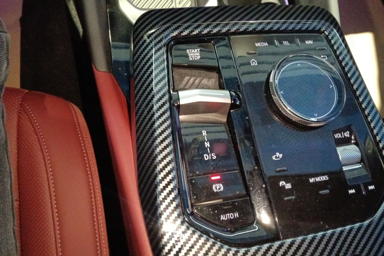 宝马5系 2025款 530Li 领先型 M运动套装局部细节18